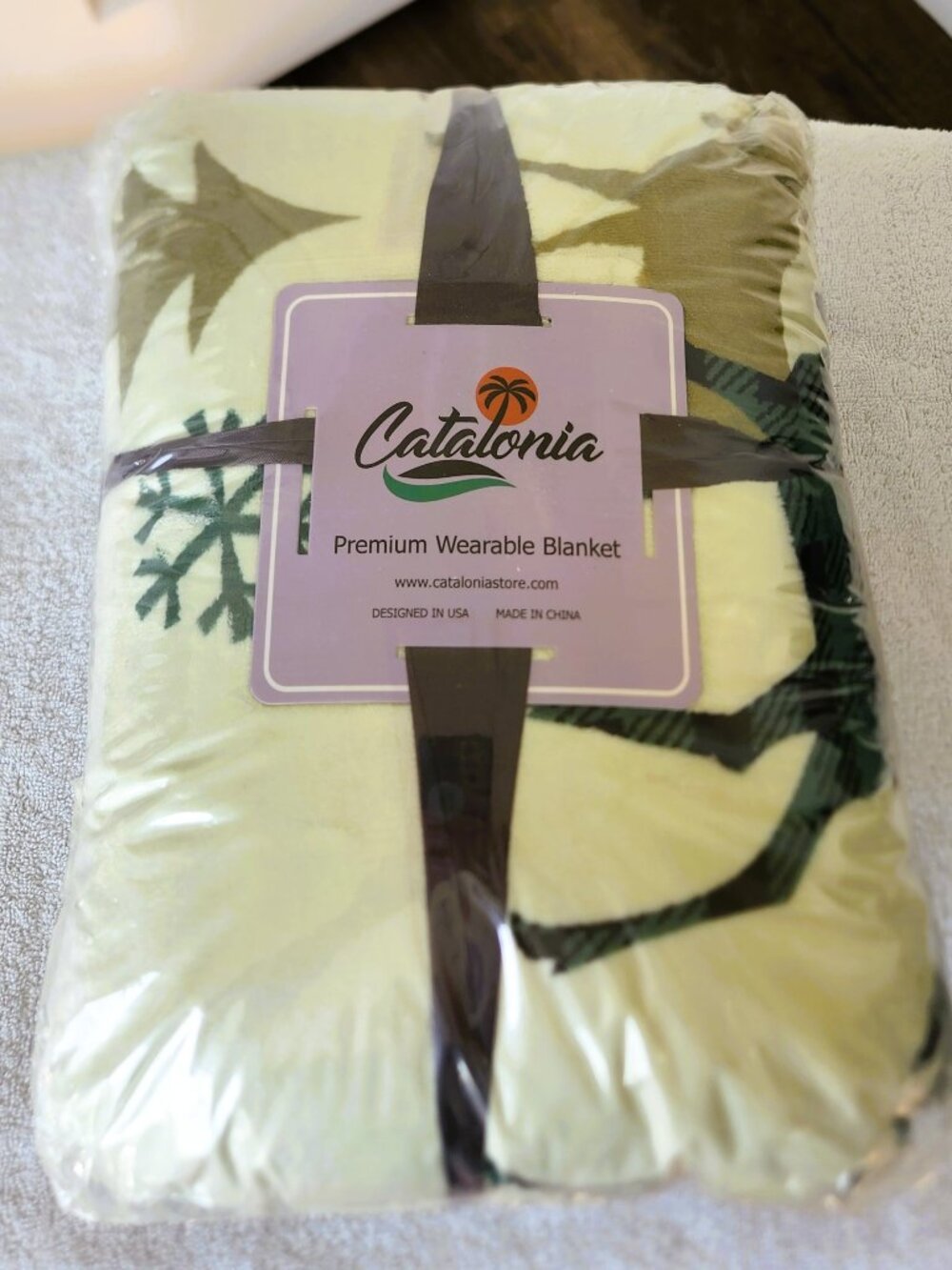 Catalonia Wearable Blanket Moose Woodland Fleece Blanket w Sleeves NEW Sealed